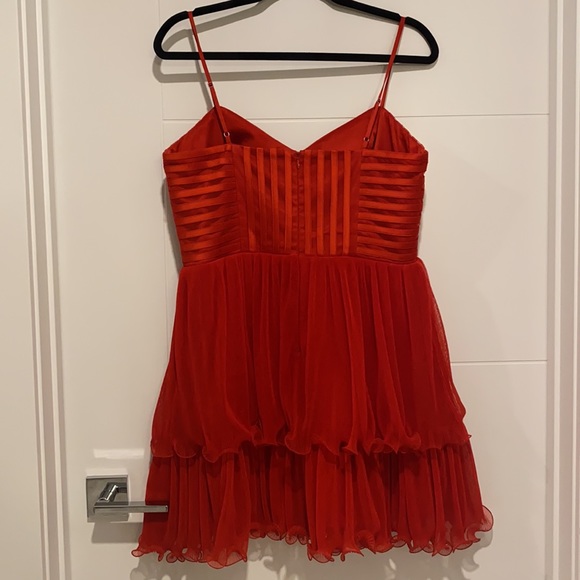 Like New, whimsical Marciano bright red dress, size large - Picture 2 of 5